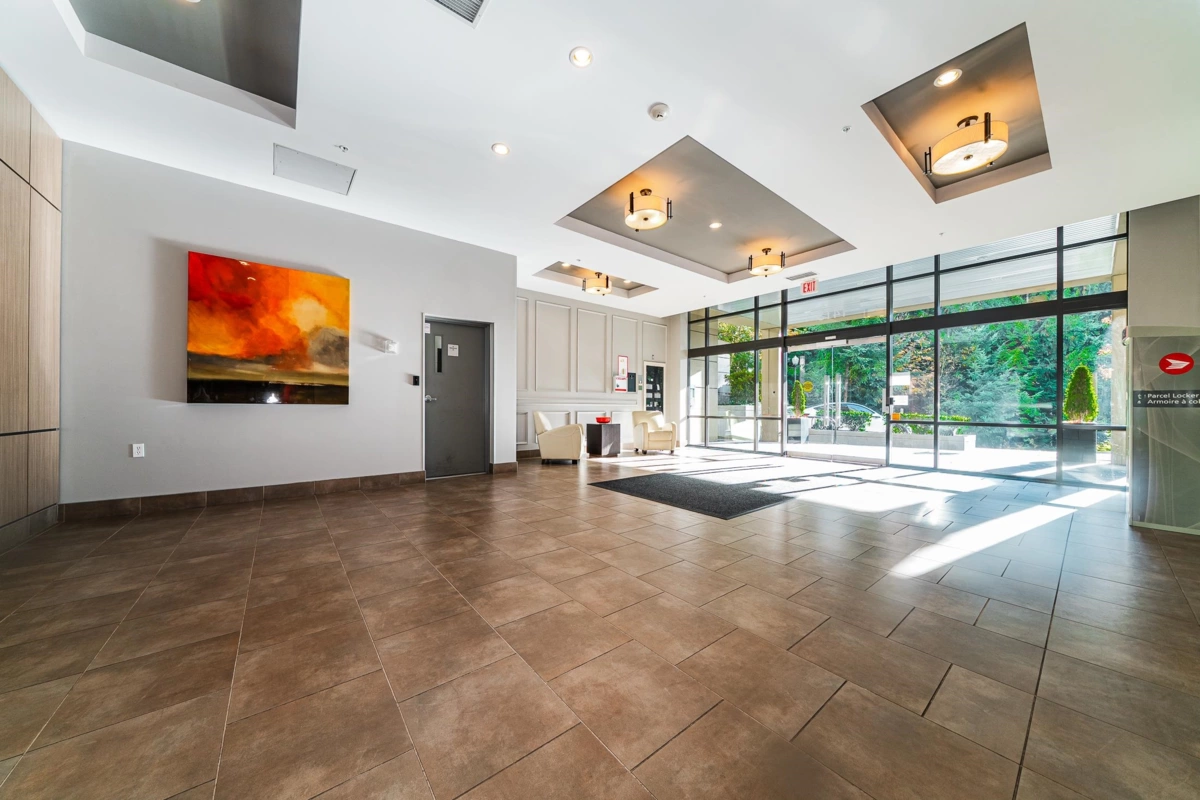 Dining Area Photo of 1004 1415 Parkway Boulevard, Coquitlam, BC