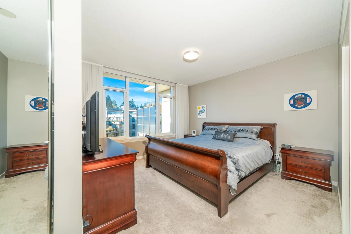 Pantry Photo of 1004 1415 Parkway Boulevard, Coquitlam, BC