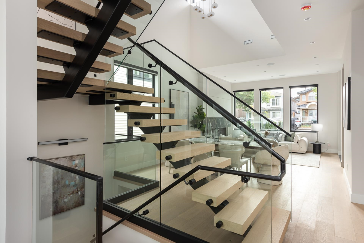 Bedroom 2 Photo of 4413 Oxford Street, Burnaby, BC