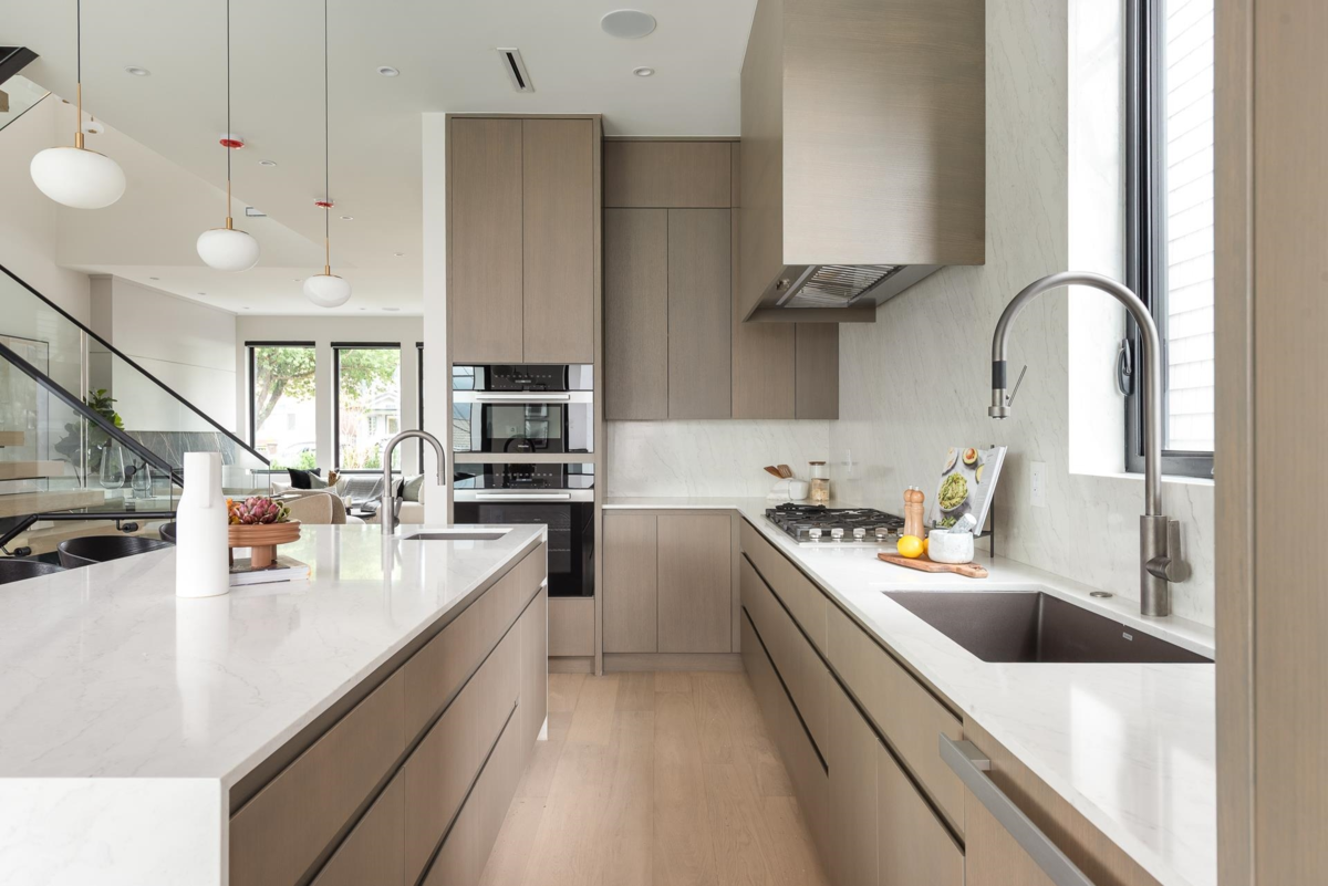 Dining Area Photo of 4413 Oxford Street, Burnaby, BC