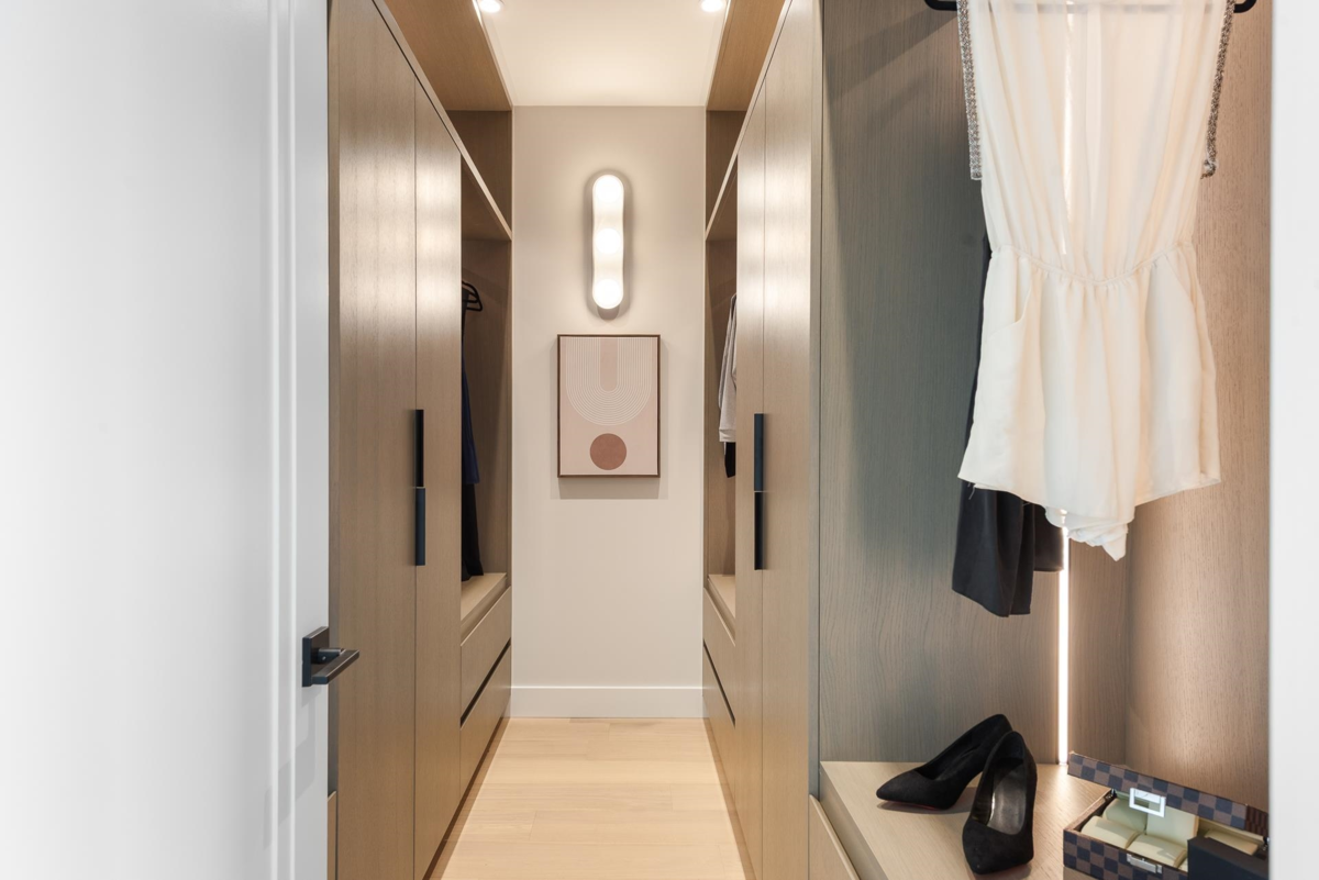 Loft / Bonus Room Photo of 4413 Oxford Street, Burnaby, BC