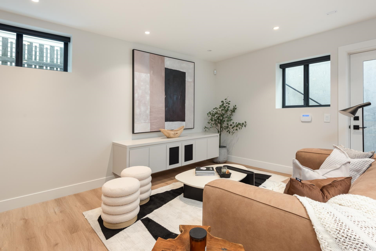 Outdoor Patio Photo of 4413 Oxford Street, Burnaby, BC