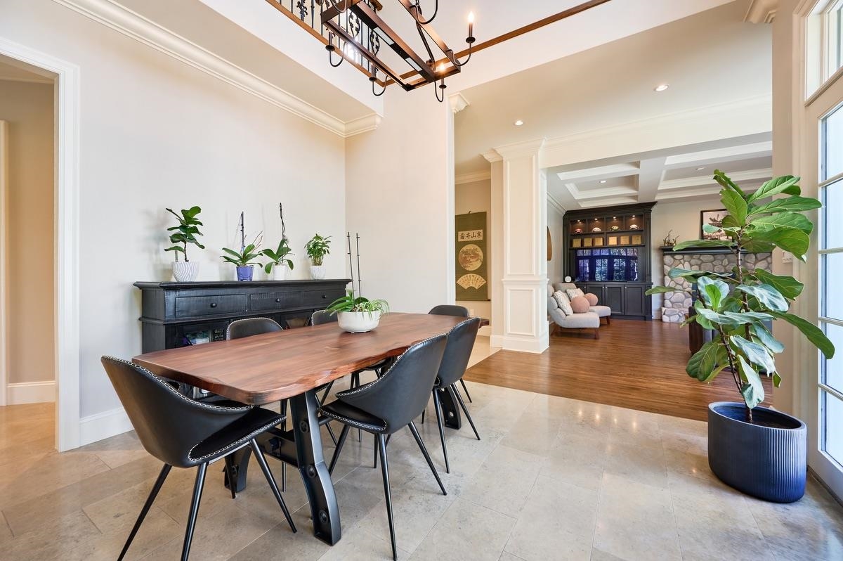 Kitchen Island Photo of 1373 Glenbrook Street, Coquitlam, BC