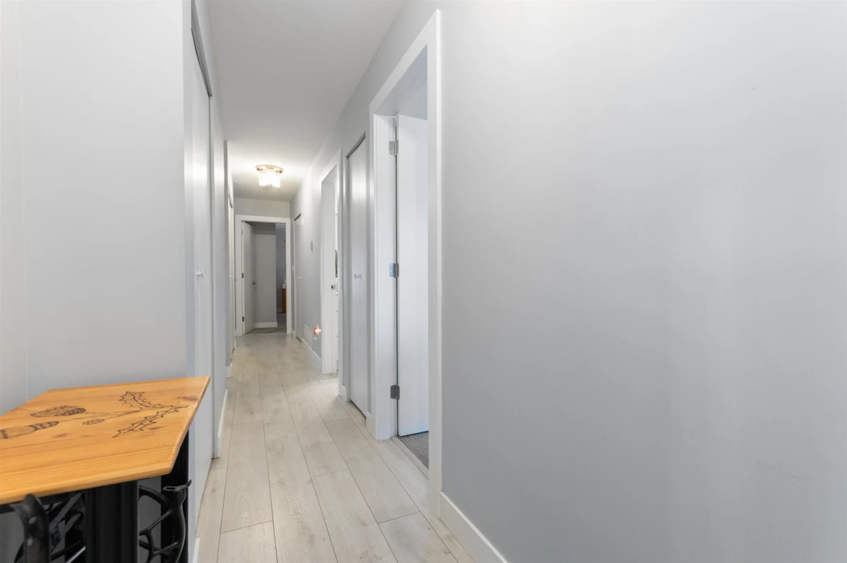 Breakfast Nook Photo of 149 7610 Evans Road, Chilliwack, BC