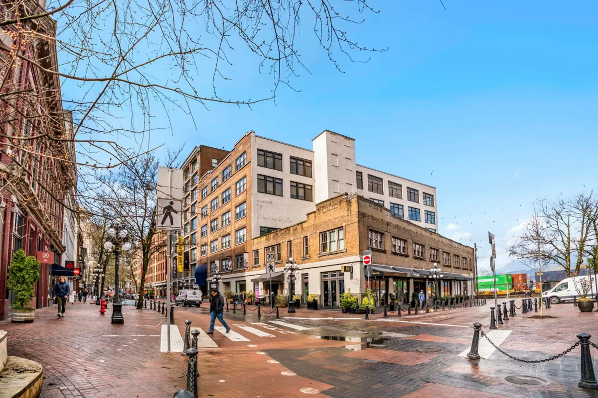 Entry Foyer Photo of 2808 108 W Cordova Street, Vancouver, BC