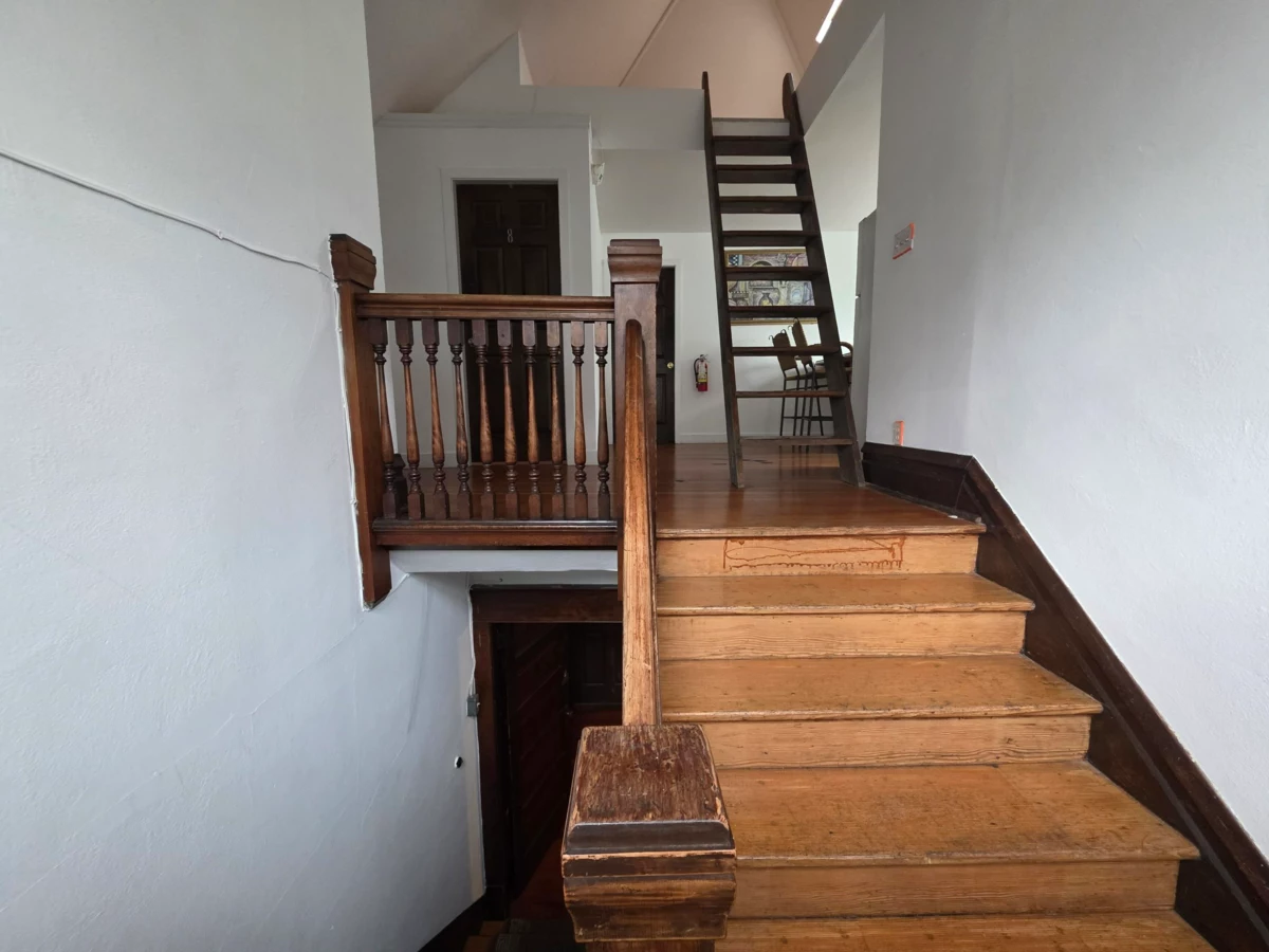 Basement Recreation Room Photo of 345 W 13th Avenue, Vancouver, BC