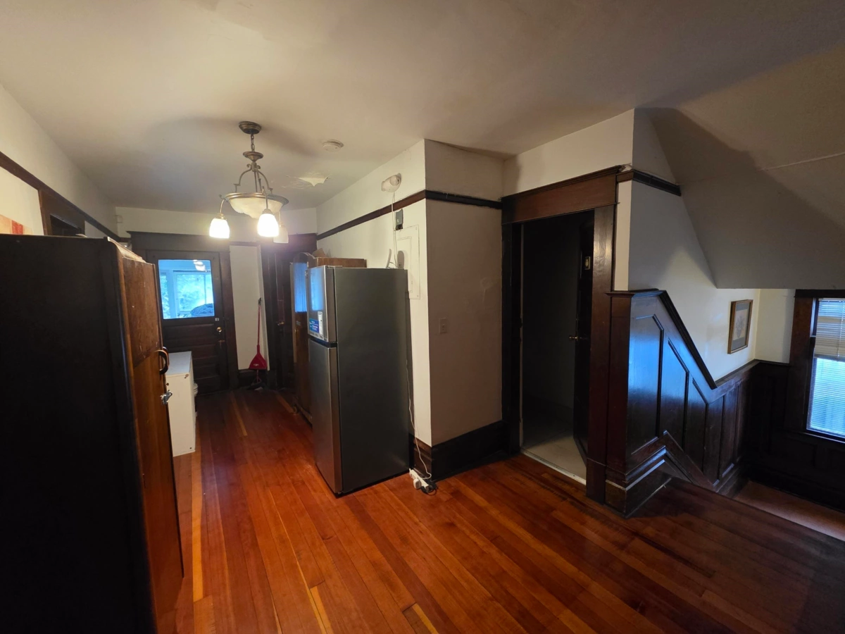 Breakfast Nook Photo of 345 W 13th Avenue, Vancouver, BC