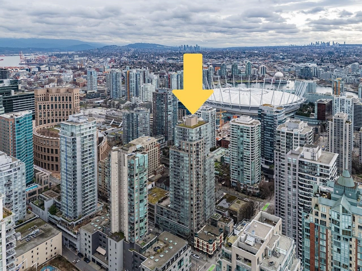 Guest Bathroom Photo of 1502 888 Homer Street, Vancouver, BC