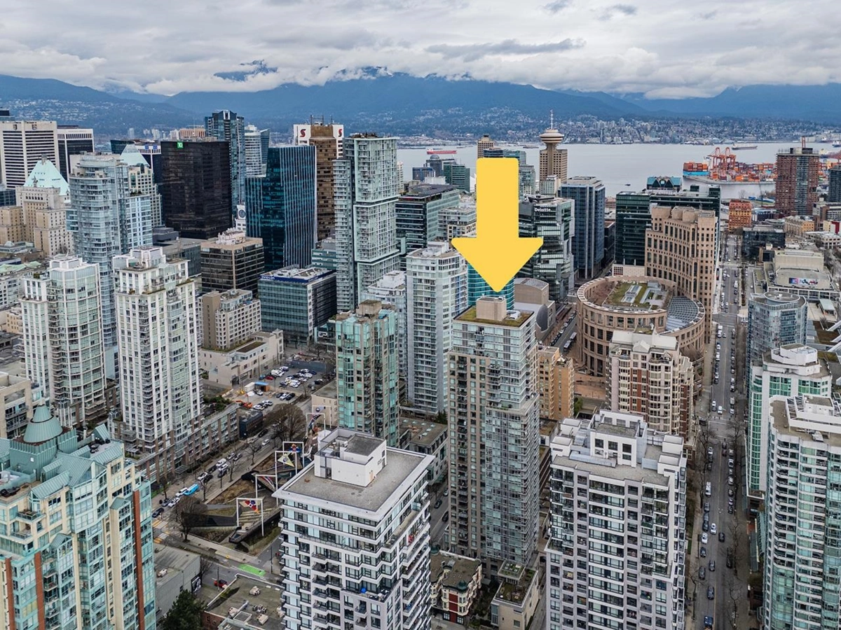 Mudroom Photo of 1502 888 Homer Street, Vancouver, BC