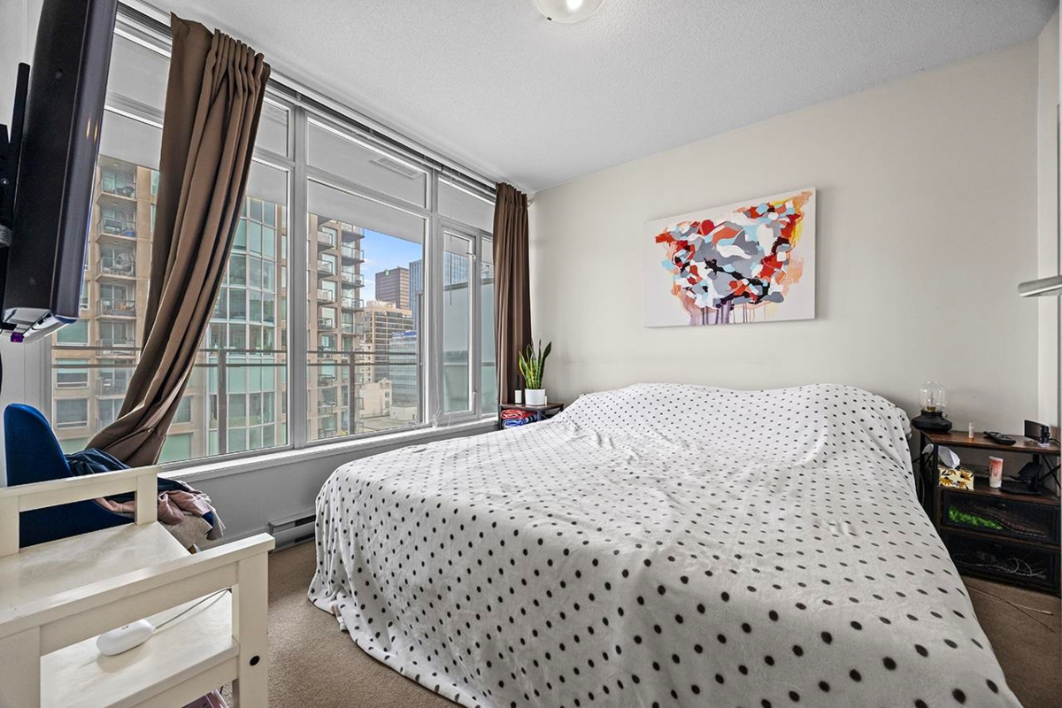 Primary Bedroom Photo of 1502 888 Homer Street, Vancouver, BC