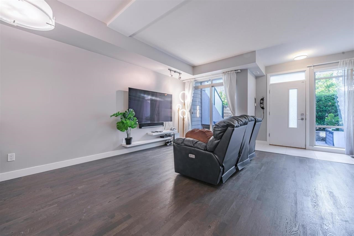 Dining Area Photo of 37 10133 River Drive, Richmond, BC