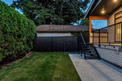 Breakfast Nook Photo of 2284 Mouldstade Road, Abbotsford, BC
