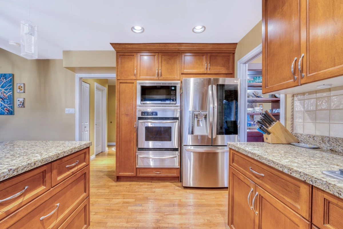 Basement Recreation Room Photo of 1428 W 37th Avenue, Vancouver, BC