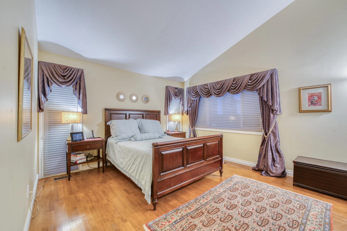 Front Yard Photo of 1428 W 37th Avenue, Vancouver, BC