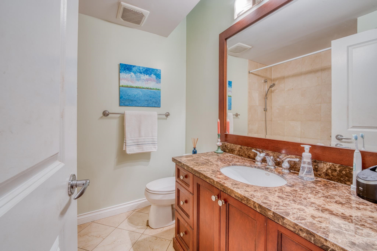 Garden / Landscaping Photo of 1428 W 37th Avenue, Vancouver, BC