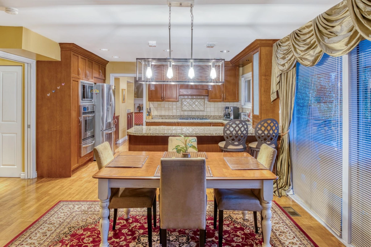 Mudroom Photo of 1428 W 37th Avenue, Vancouver, BC