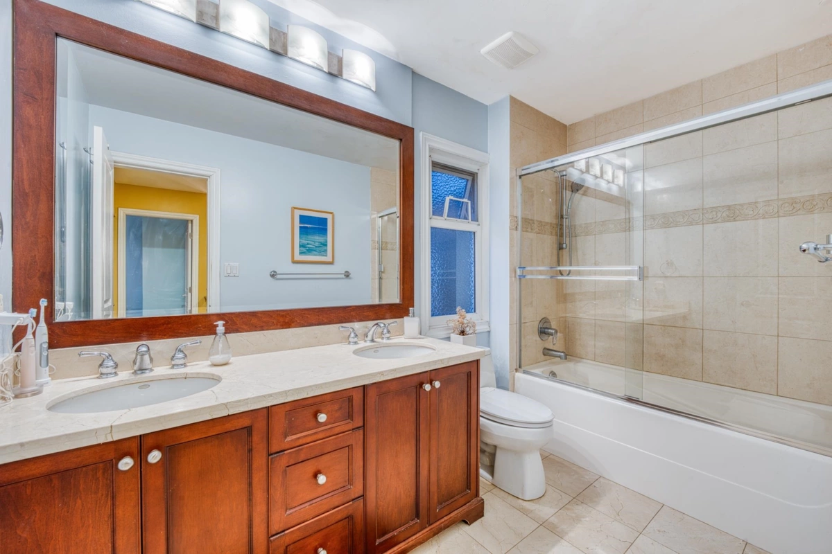 Outdoor Deck Photo of 1428 W 37th Avenue, Vancouver, BC