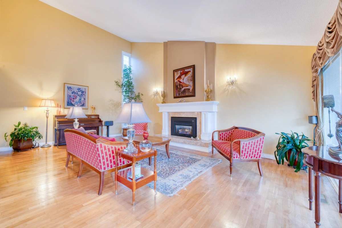 Primary Bedroom Photo of 1428 W 37th Avenue, Vancouver, BC