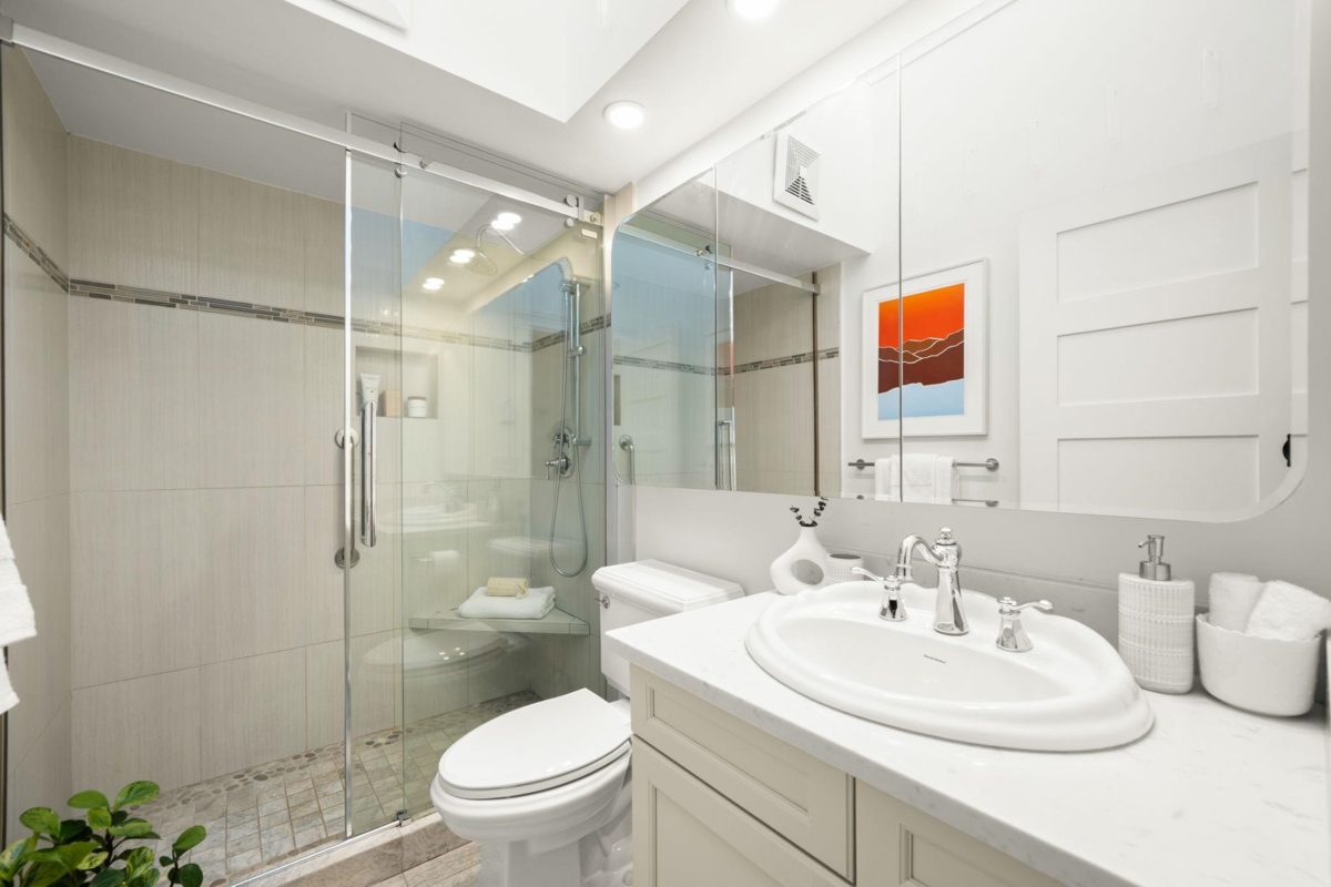 Basement Recreation Room Photo of 409 2250 W 3rd Avenue, Vancouver, BC