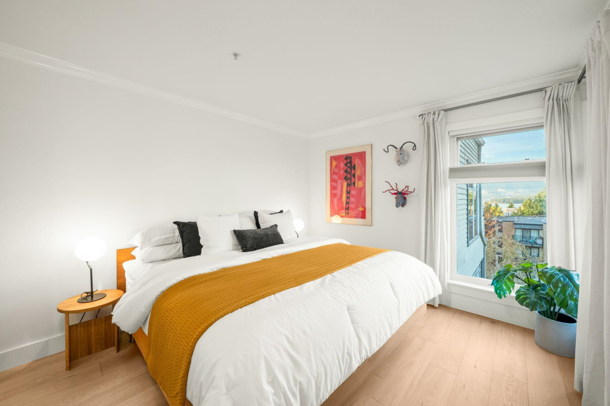 Office / Den Photo of 409 2250 W 3rd Avenue, Vancouver, BC