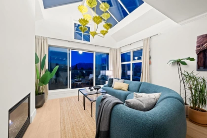 409 2250 W 3rd Avenue, Vancouver, BC