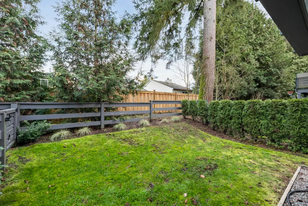 Backyard Photo of 5 19696 Hammond Road, Pitt Meadows, BC