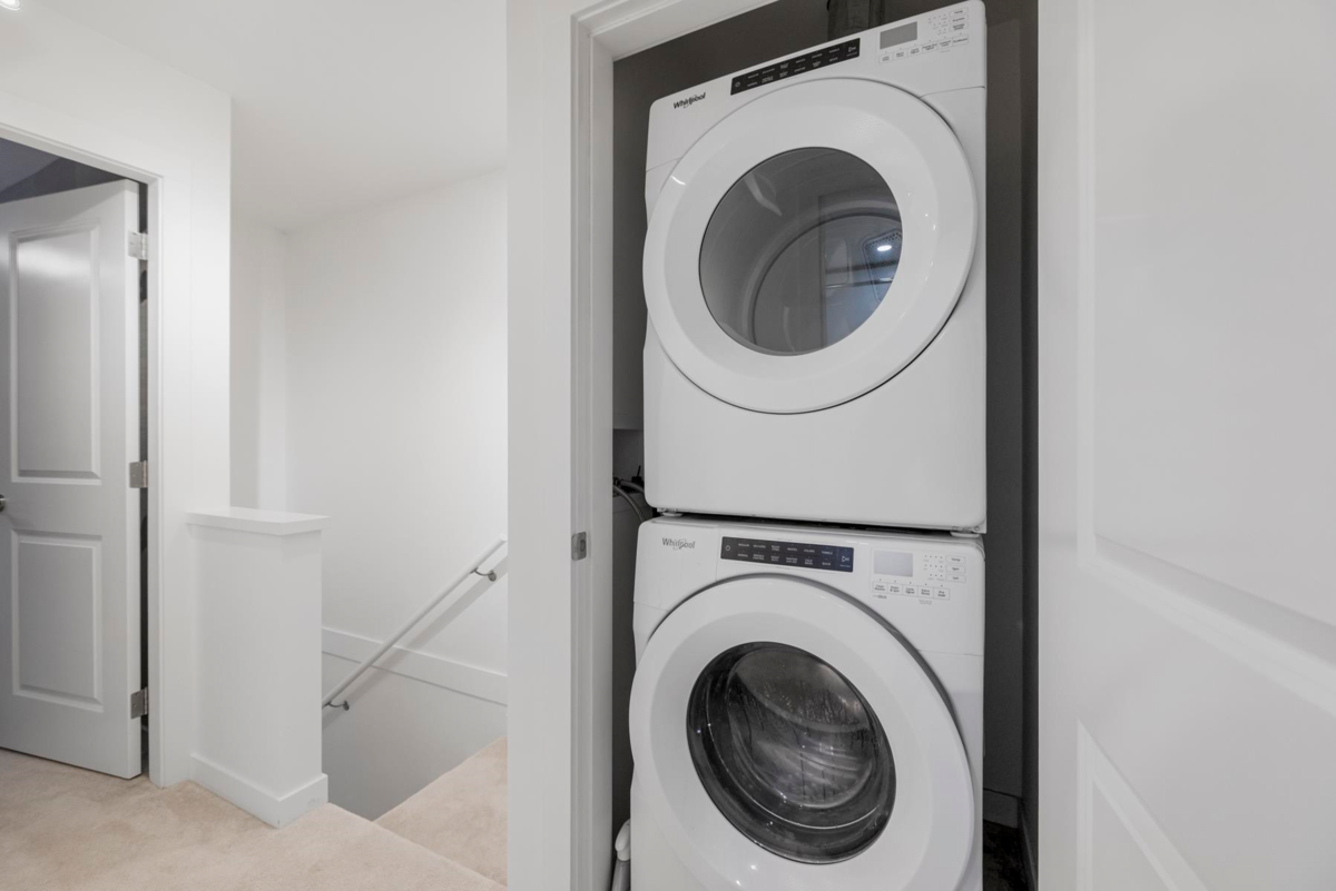Entry Foyer Photo of 5 19696 Hammond Road, Pitt Meadows, BC