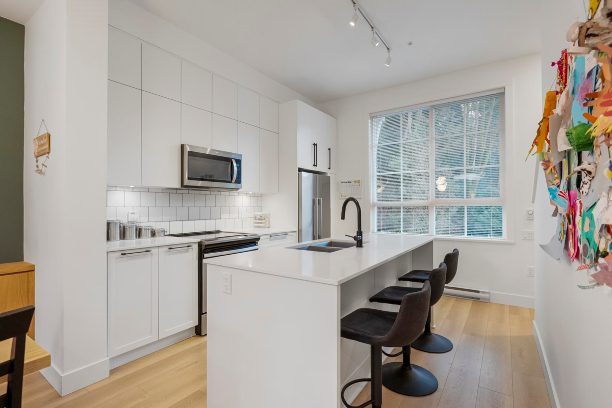 Walk-In Closet Photo of 5 19696 Hammond Road, Pitt Meadows, BC