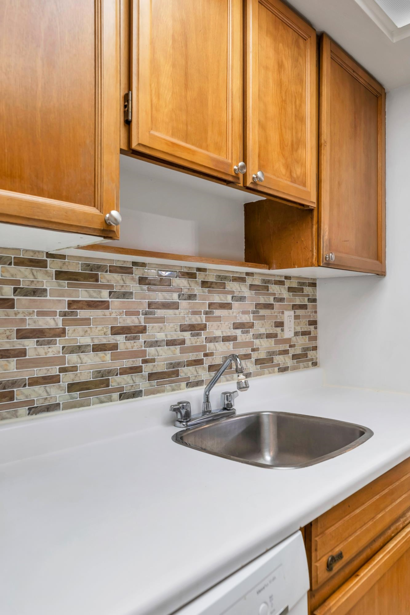 Breakfast Nook Photo of 108 1535 Nelson Street, Vancouver, BC