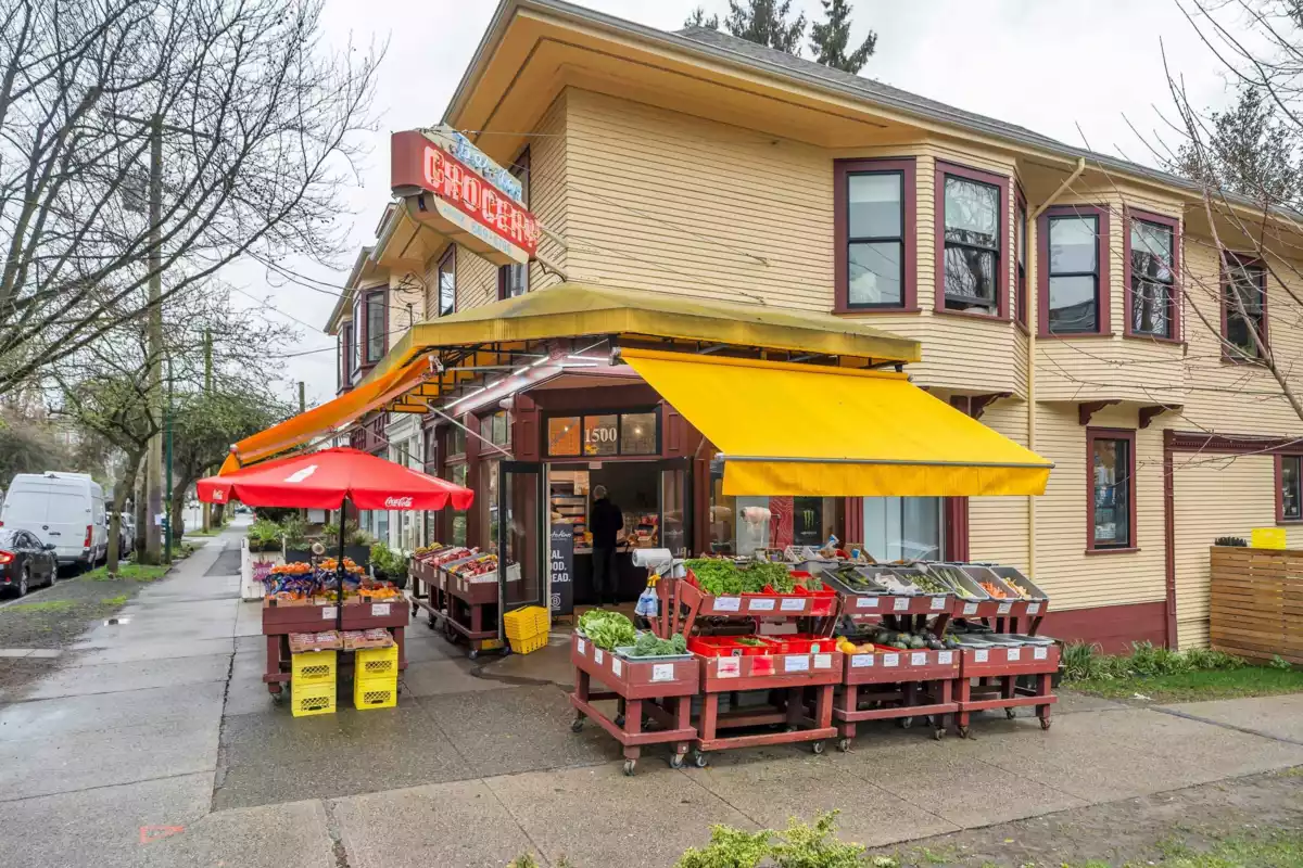 Outdoor Patio Photo of 108 1535 Nelson Street, Vancouver, BC