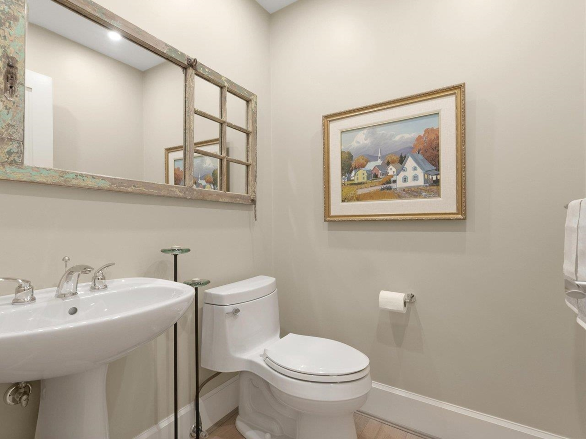 Entry Foyer Photo of 28 5650 Hampton Place, Vancouver, BC