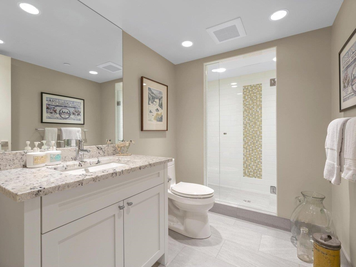 Hot Tub / Spa Photo of 28 5650 Hampton Place, Vancouver, BC