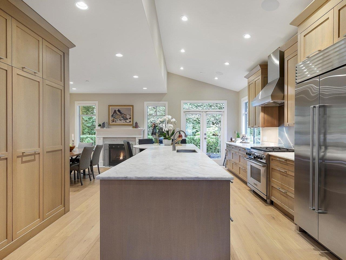 Kitchen Island Photo of 28 5650 Hampton Place, Vancouver, BC