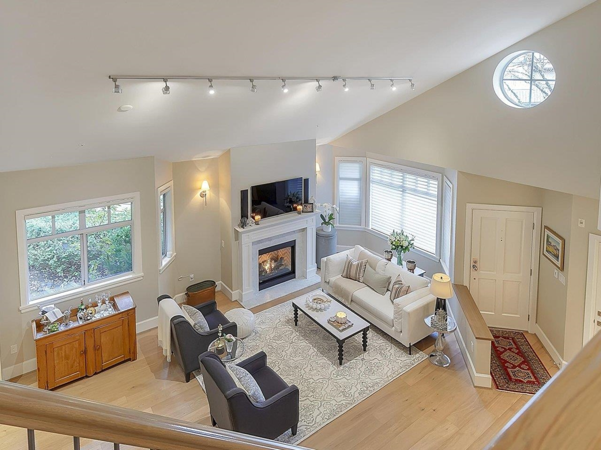 Kitchen Photo of 28 5650 Hampton Place, Vancouver, BC