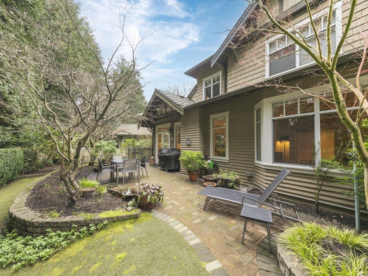 Laundry Room Photo of 28 5650 Hampton Place, Vancouver, BC
