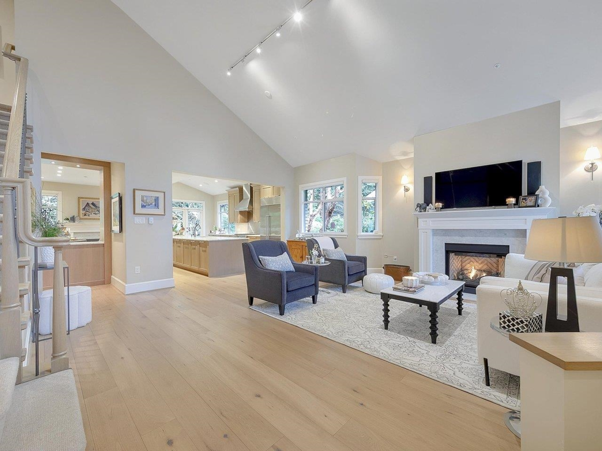 Living Room Photo of 28 5650 Hampton Place, Vancouver, BC