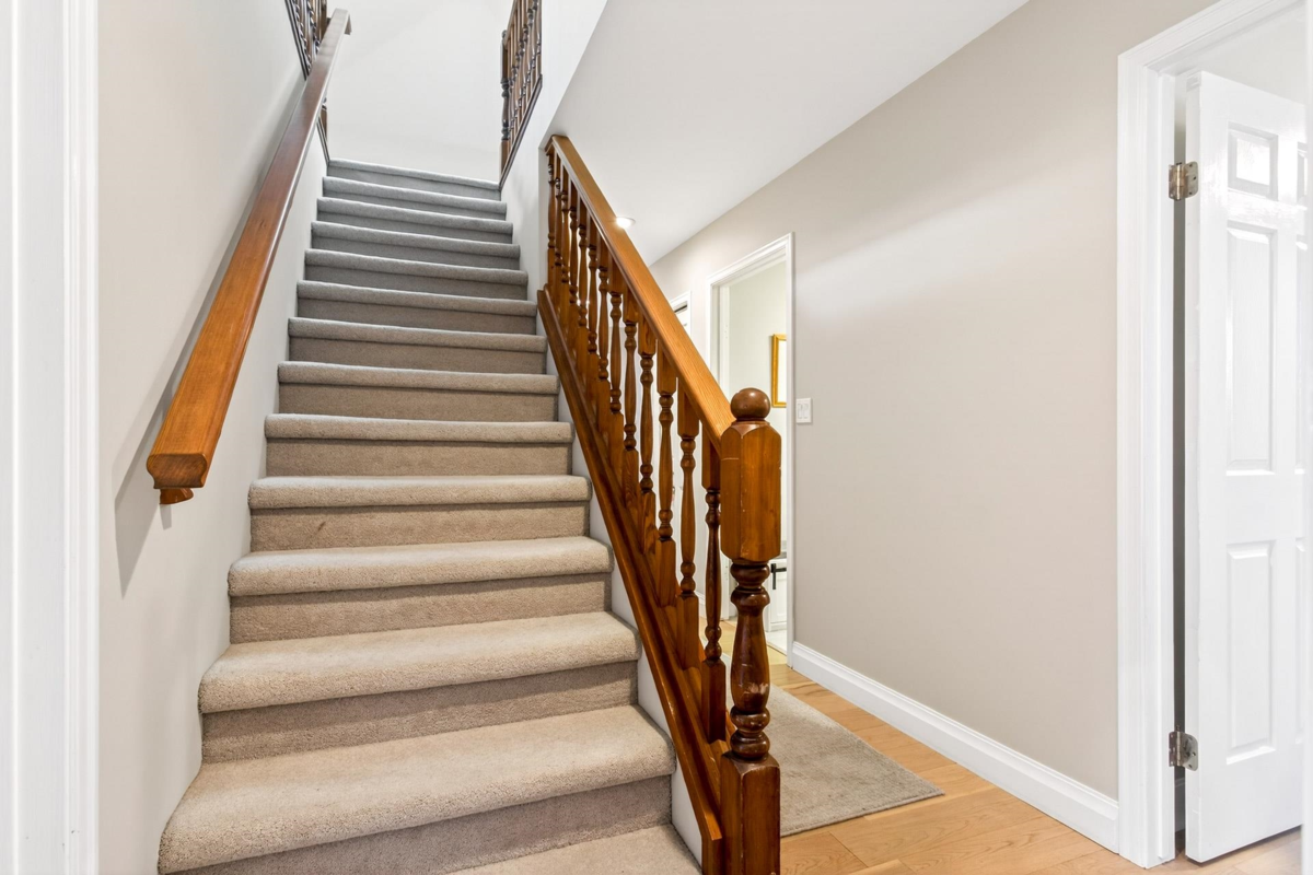 Mudroom Photo of 2572 Fuchsia Place, Coquitlam, BC