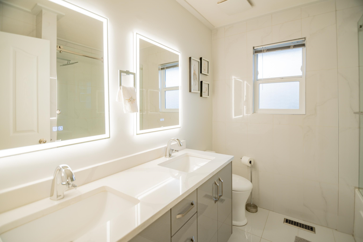 Garage Interior Photo of 23717 110 Avenue, Maple Ridge, BC