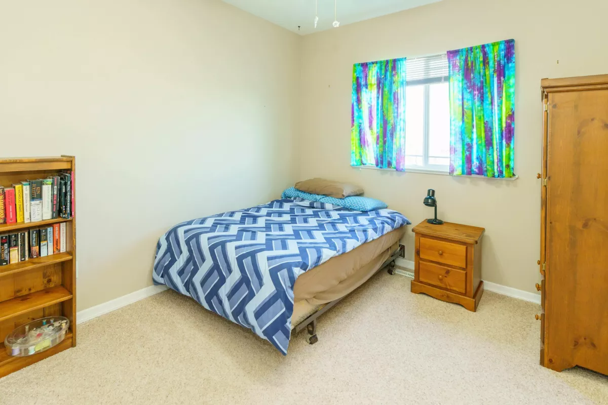 Guest Bathroom Photo of 7875 Peytavin Place, Mission, BC