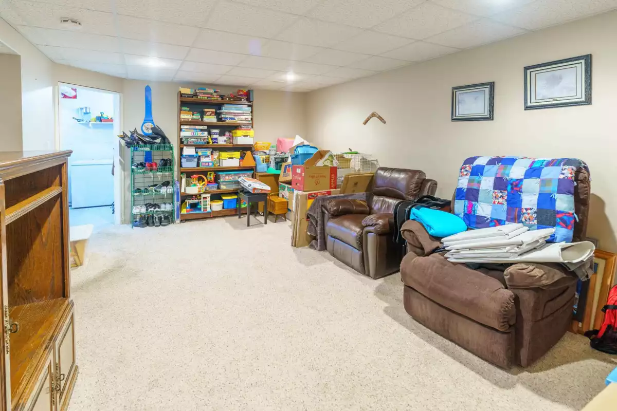 Laundry Room Photo of 7875 Peytavin Place, Mission, BC