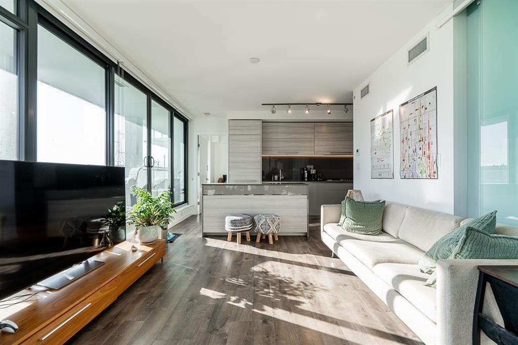 Breakfast Nook Photo of 303 4488 Juneau Street, Burnaby, BC