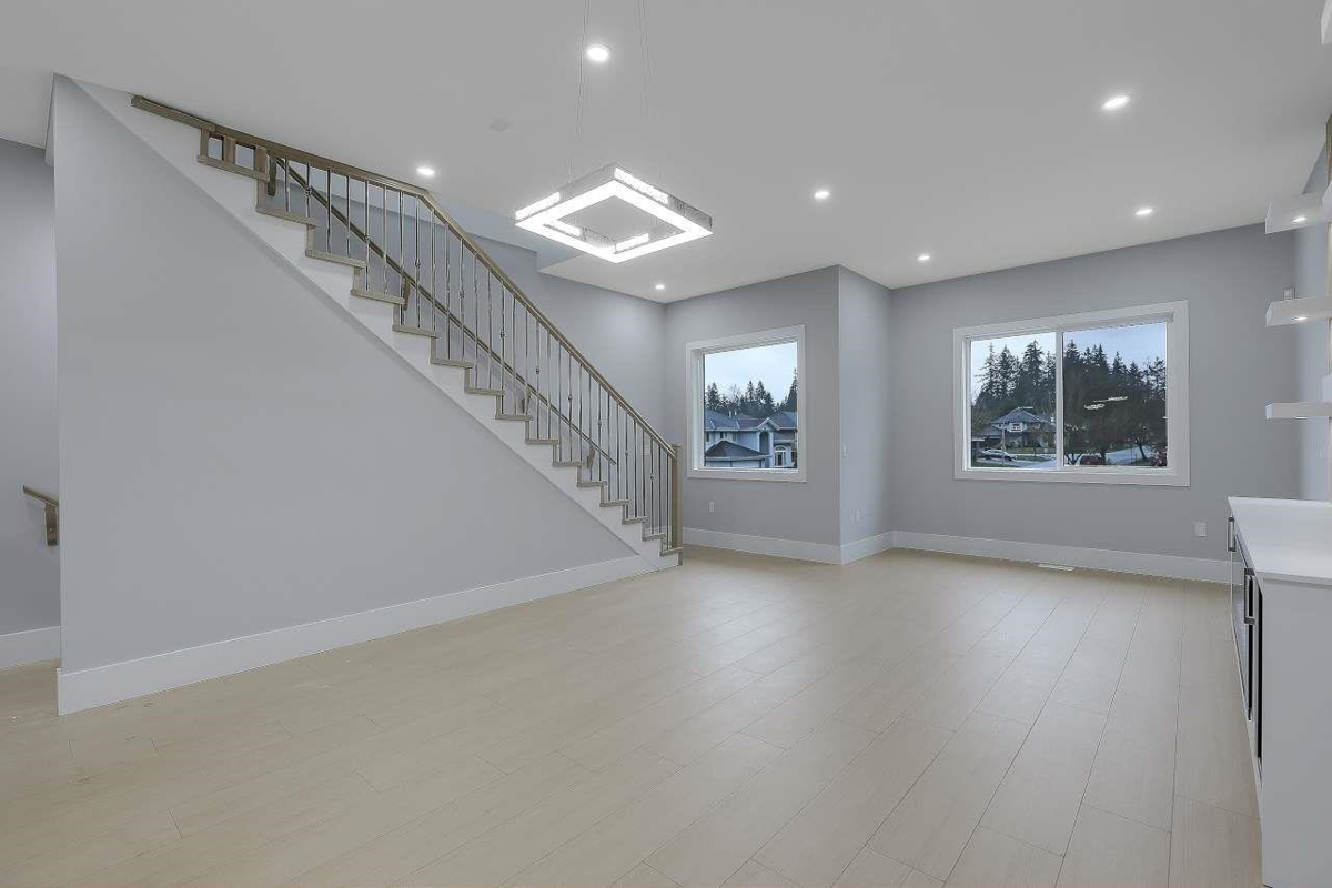 Family Room Photo of 101 13661 59 Avenue, Surrey, BC