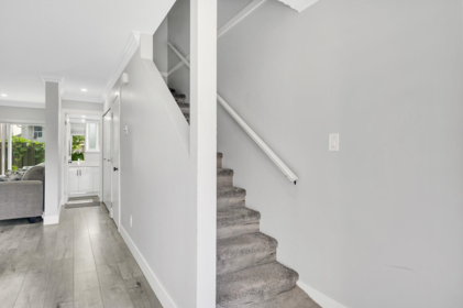 Walk-In Closet Photo of 177 32550 Maclure Road, Abbotsford, BC