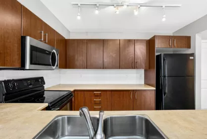Kitchen Island Photo of 201 45559 Yale Road, Chilliwack, BC