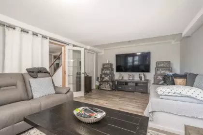 Kitchen Island Photo of 6652 148 Street, Surrey, BC