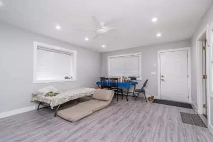 Swimming Pool Photo of 6652 148 Street, Surrey, BC