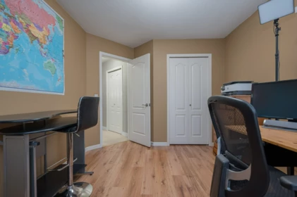 Staircase Photo of 21 20750 Telegraph Trail, Langley, BC