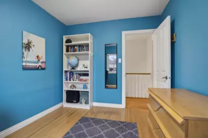 Basement Recreation Room Photo of 820 Ballantrae Court, Port Moody, BC