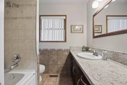 Entry Foyer Photo of 820 Ballantrae Court, Port Moody, BC