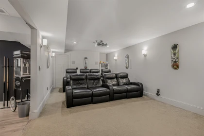 Swimming Pool Photo of 31500 Mcfall Terrace, Mission, BC